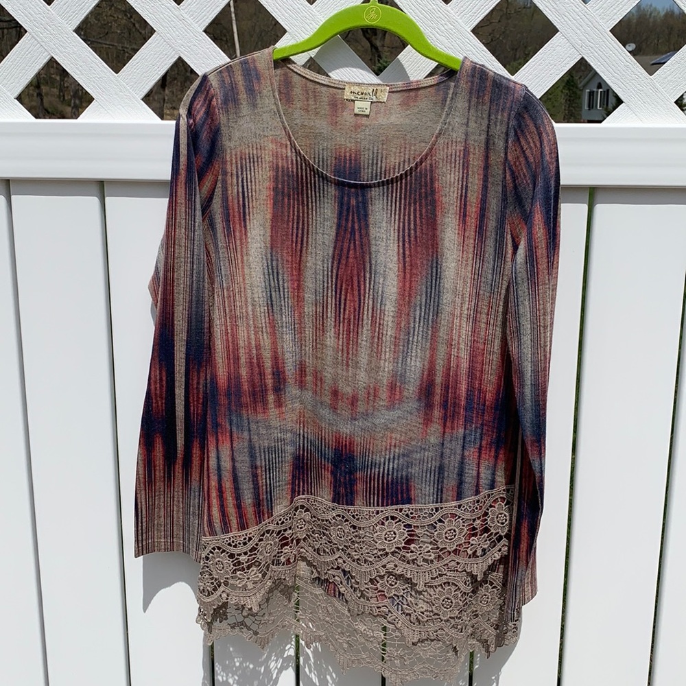 One World women’s top